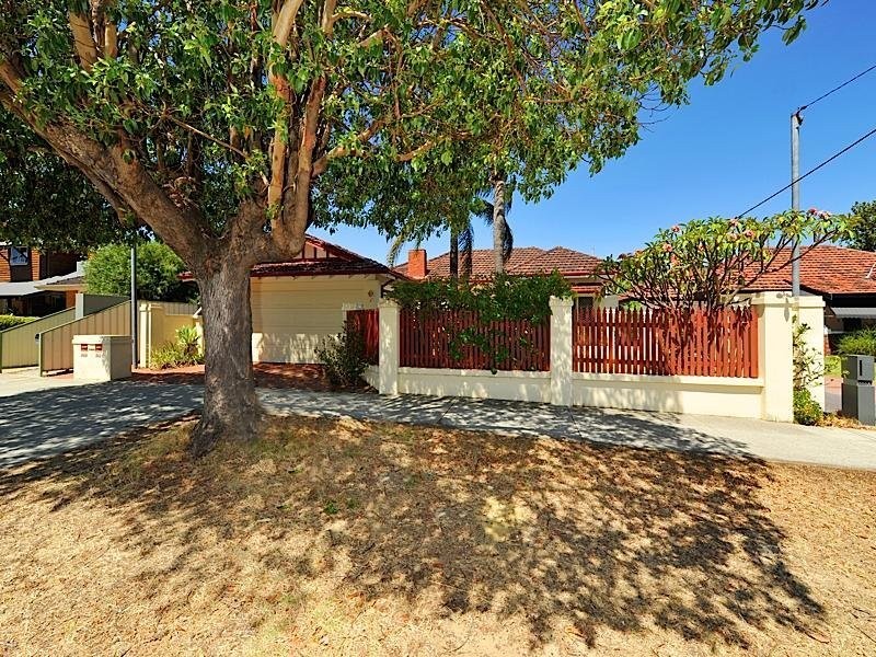 242 Hancock Street, Doubleview WA 6018