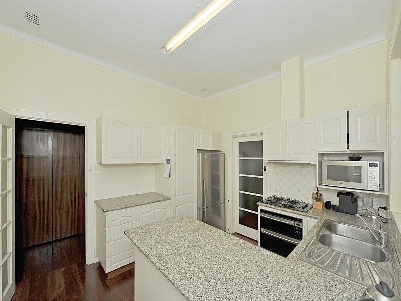 242 Hancock Street, Doubleview WA 6018