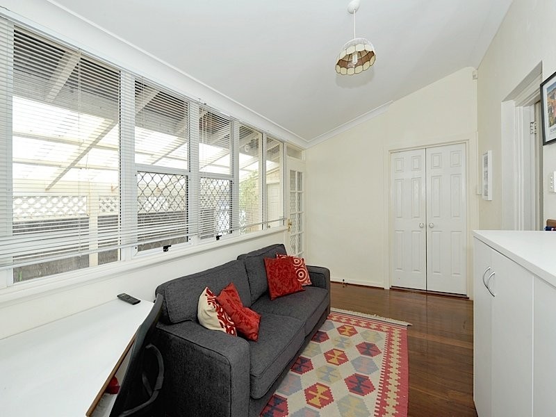 242 Hancock Street, Doubleview WA 6018