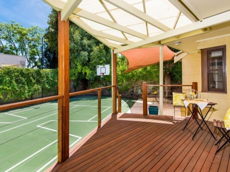 34 Linden Gardens, Floreat WA 6014