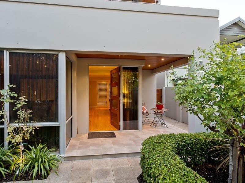 17 Honeypot Way, Churchlands WA 6018