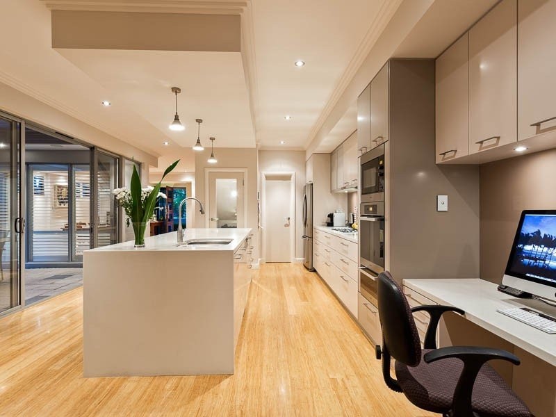 17 Honeypot Way, Churchlands WA 6018