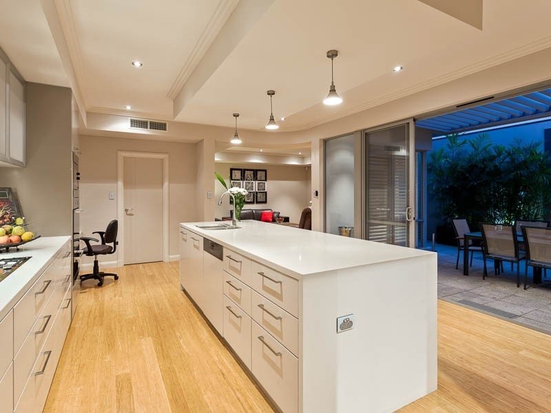 17 Honeypot Way, Churchlands WA 6018