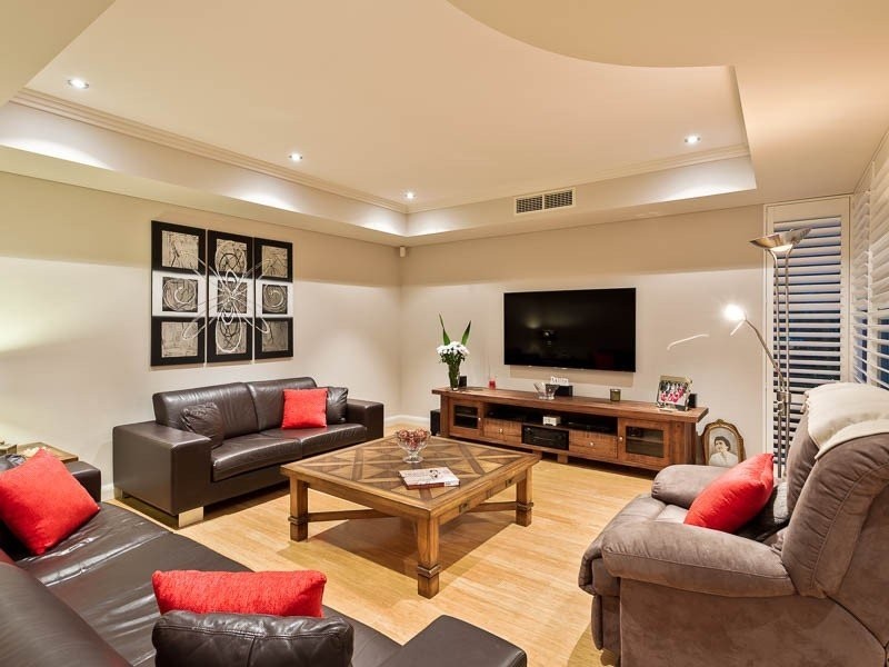 17 Honeypot Way, Churchlands WA 6018