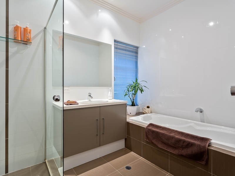 17 Honeypot Way, Churchlands WA 6018