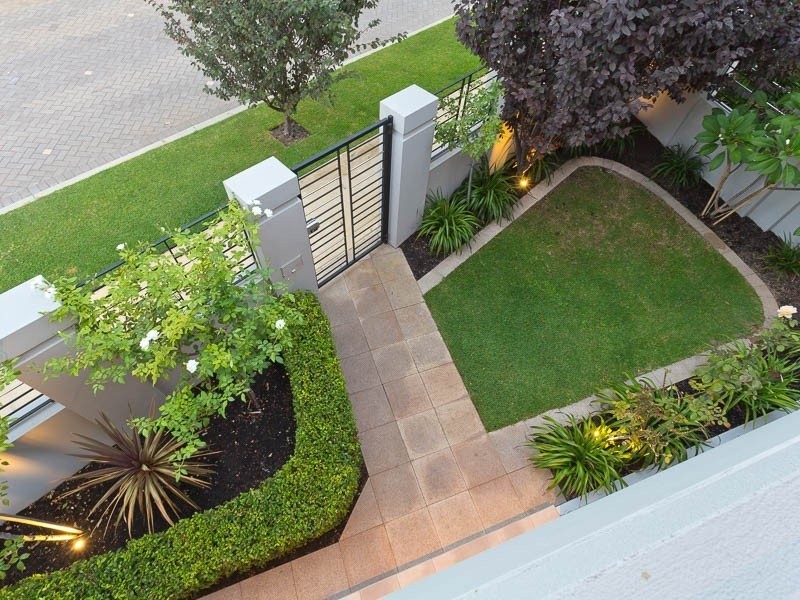 17 Honeypot Way, Churchlands WA 6018