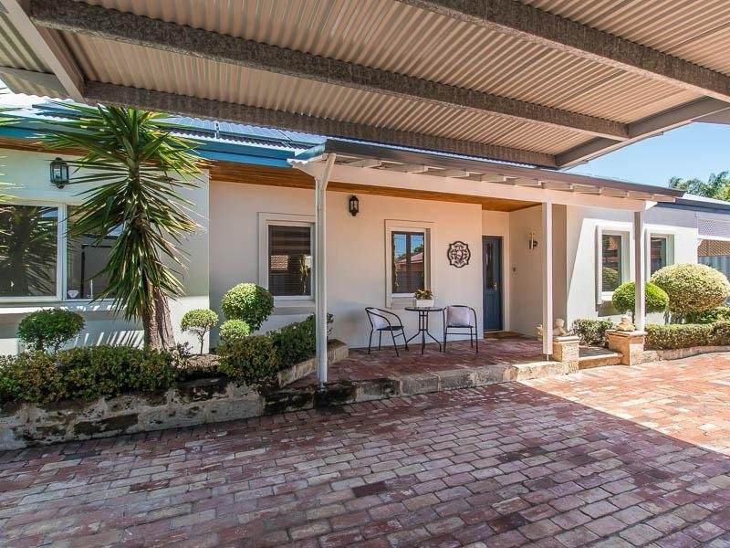 427B Cambridge Street, Floreat WA 6014