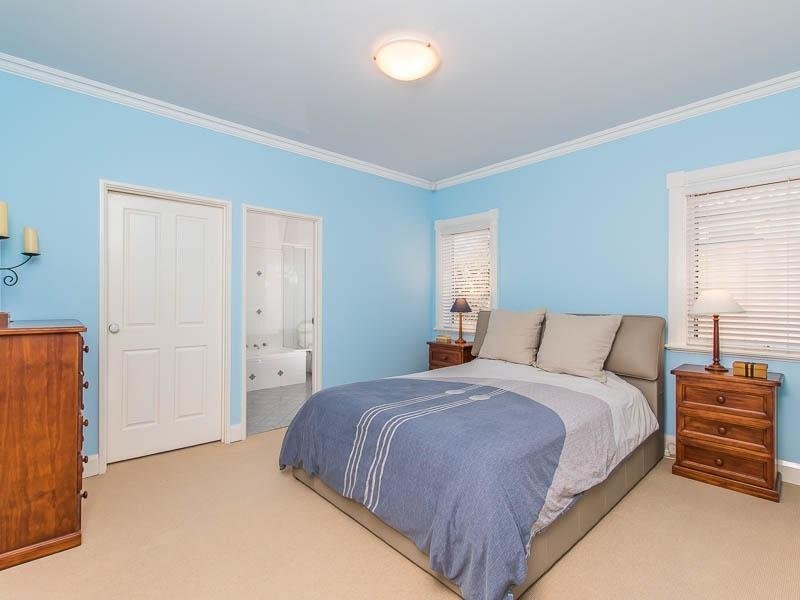 427B Cambridge Street, Floreat WA 6014