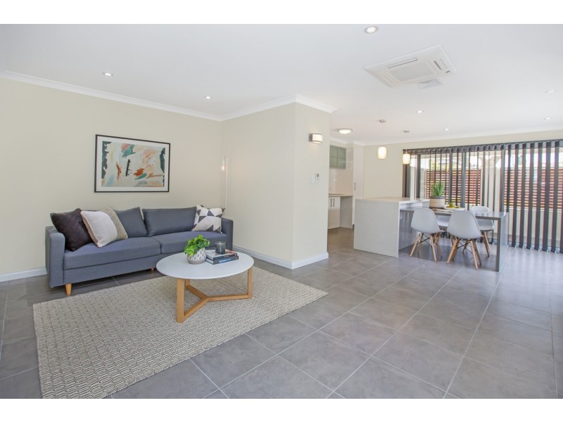 5 /10 Pearl Road, Cloverdale WA 6105