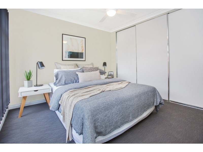 5 /10 Pearl Road, Cloverdale WA 6105