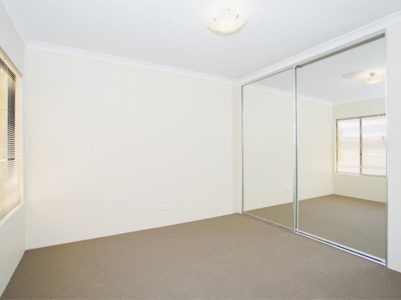 8 Central Terrace, Beckenham WA 6107