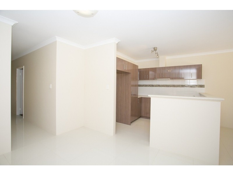 8 Central Terrace, Beckenham WA 6107