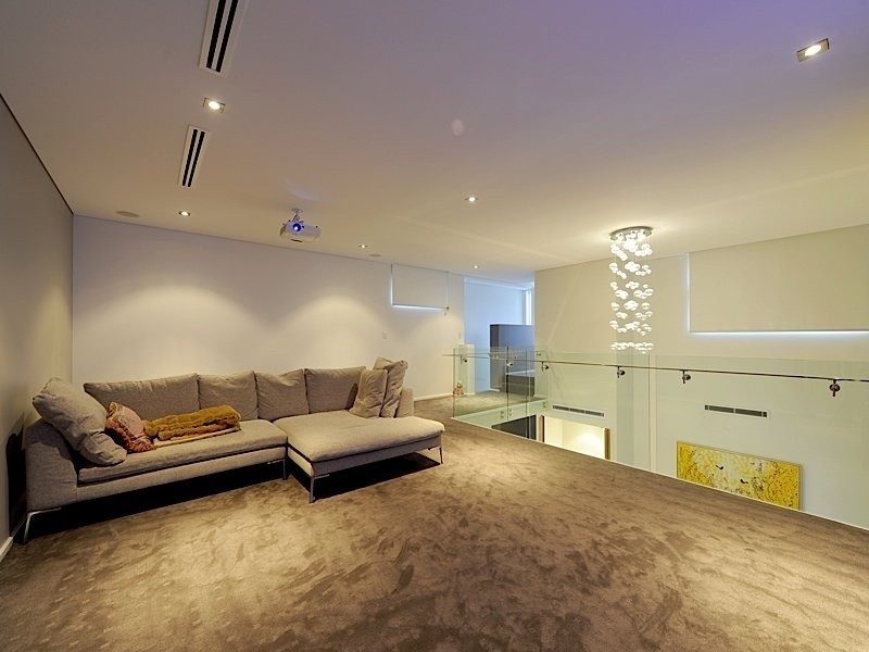 6 Kinta Street, City Beach WA 6015