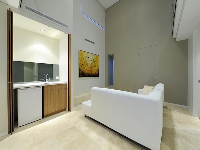 6 Kinta Street, City Beach WA 6015