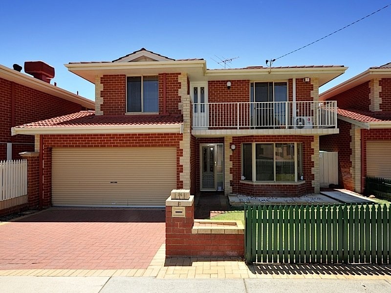 2/14 Birdwood Street, Innaloo WA 6018