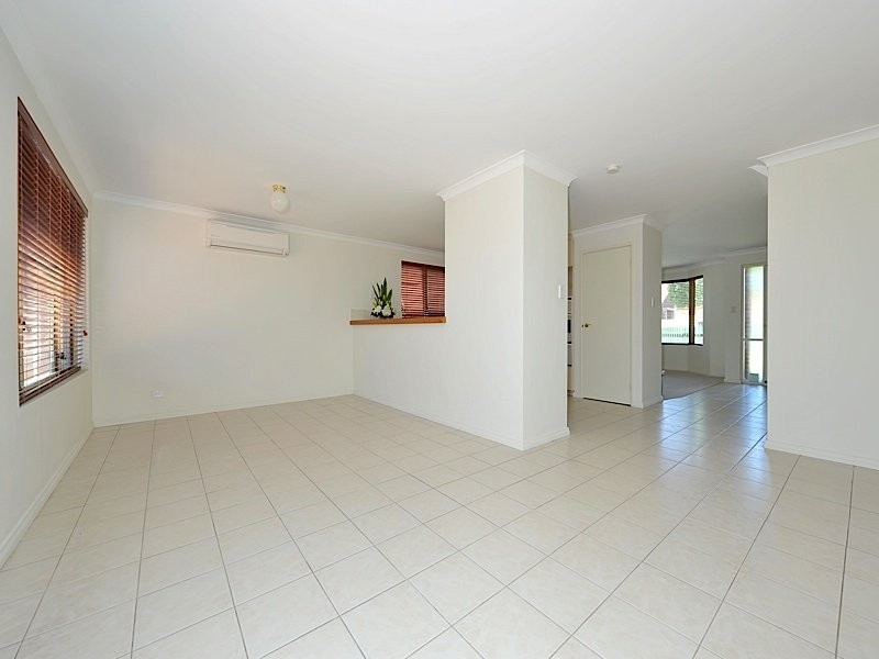 2/14 Birdwood Street, Innaloo WA 6018