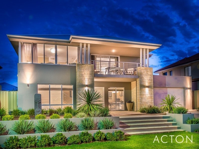 435 Burns Beach Road, Iluka WA 6028