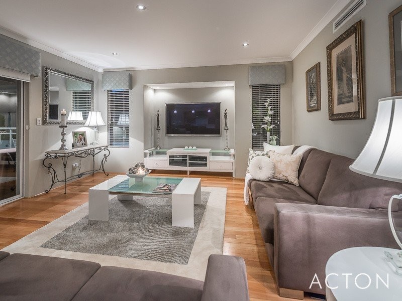 435 Burns Beach Road, Iluka WA 6028