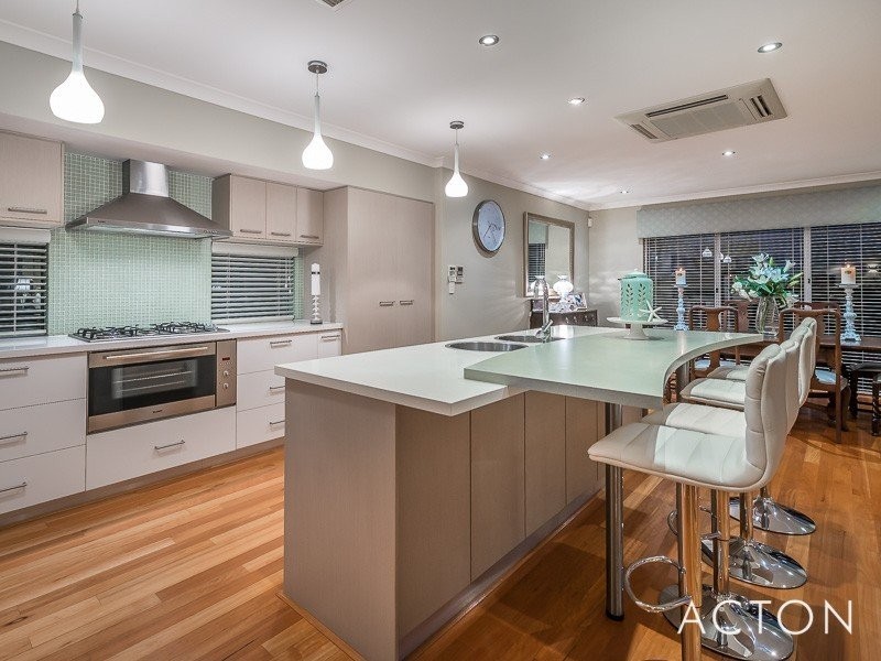 435 Burns Beach Road, Iluka WA 6028