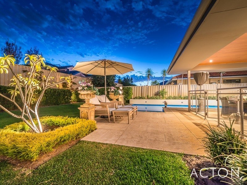 435 Burns Beach Road, Iluka WA 6028
