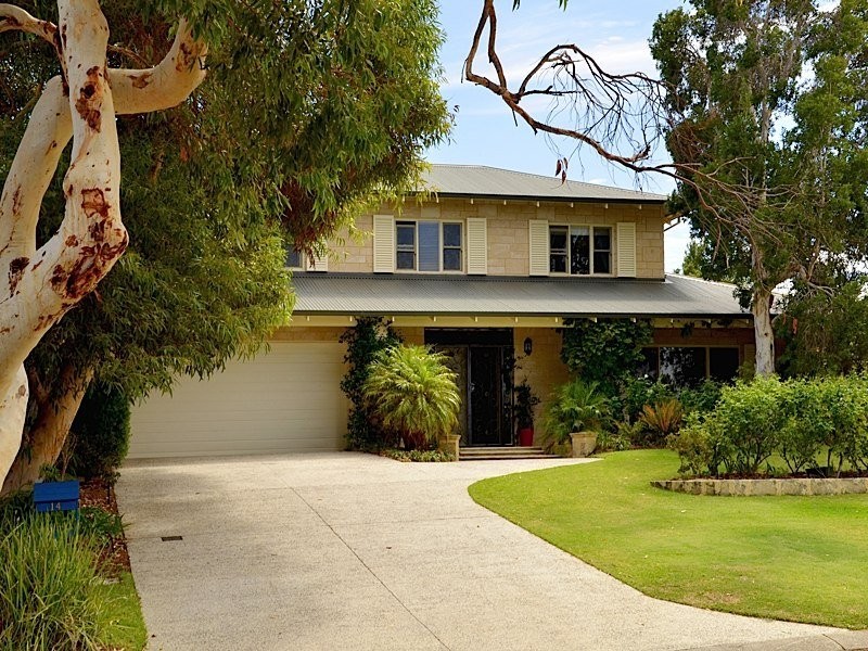 14 Norbury Crescent, City Beach WA 6015