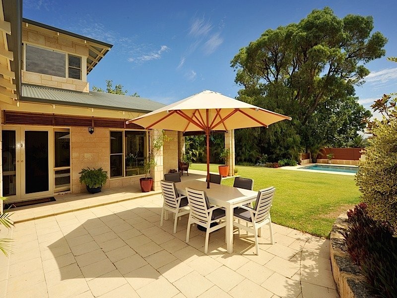 14 Norbury Crescent, City Beach WA 6015