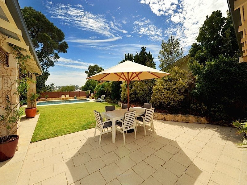 14 Norbury Crescent, City Beach WA 6015