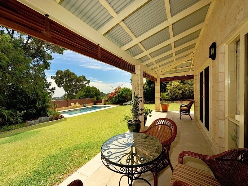 14 Norbury Crescent, City Beach WA 6015