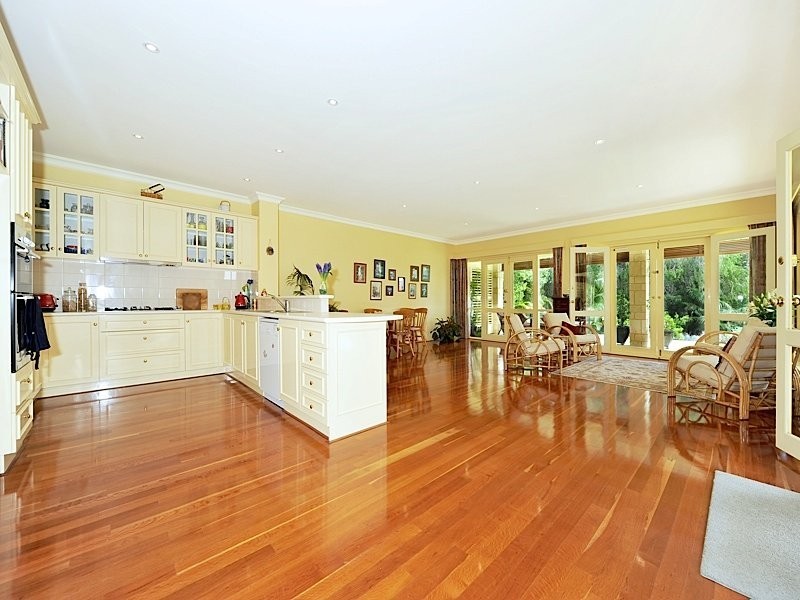 14 Norbury Crescent, City Beach WA 6015