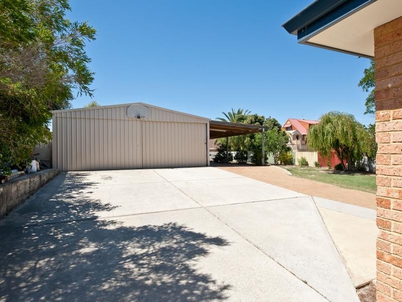 21 Driftwood Rise, Quinns Rocks WA 6030
