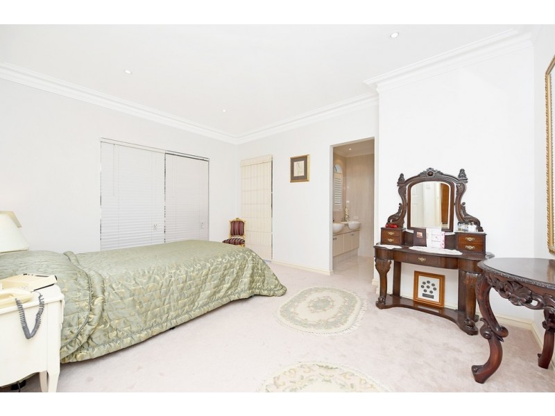 3 Norbury Crescent, City Beach WA 6015