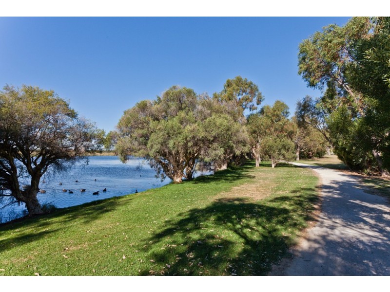 T19/24 Pearson Street, Churchlands WA 6018