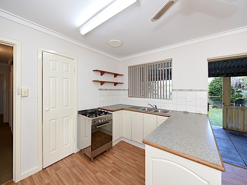 5 Appian Way, Hamersley WA 6022