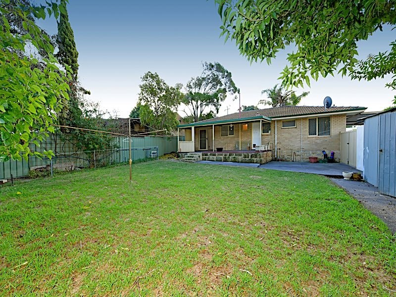 5 Appian Way, Hamersley WA 6022