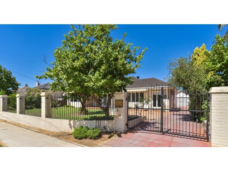 55 Oceanic Drive, Floreat WA 6014