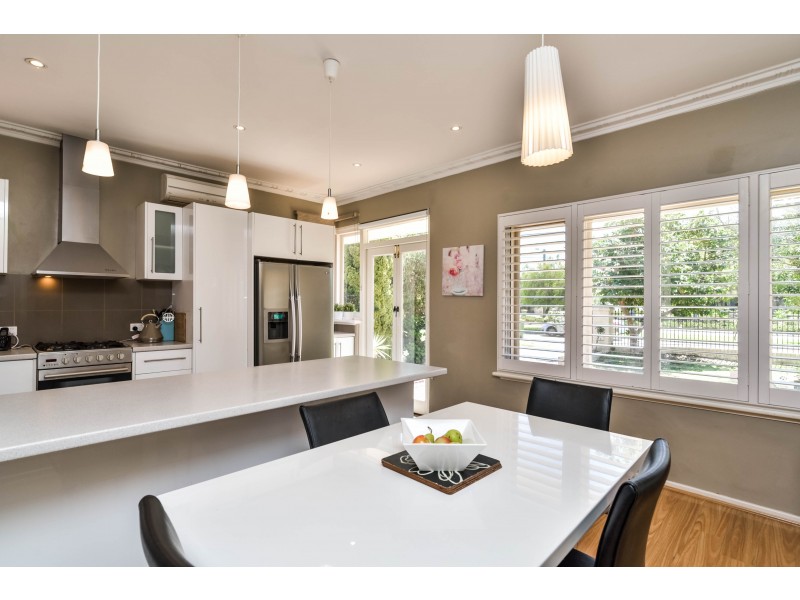 55 Oceanic Drive, Floreat WA 6014