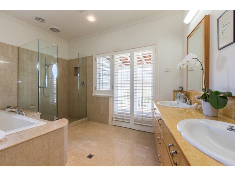 24 Turriff Road, Floreat WA 6014