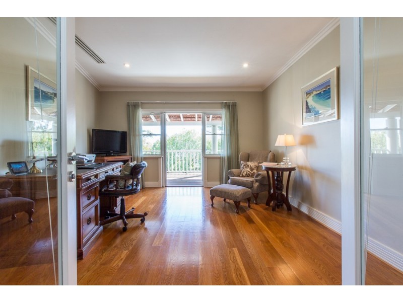 24 Turriff Road, Floreat WA 6014