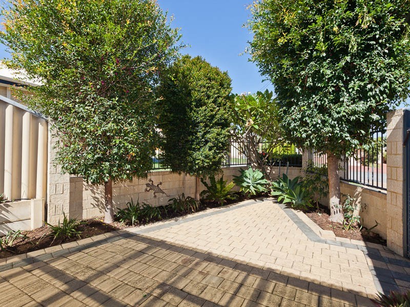 2A Marian Street, Innaloo WA 6018