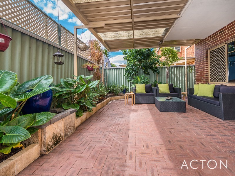 4/57 Golf View Street, Yokine WA 6060