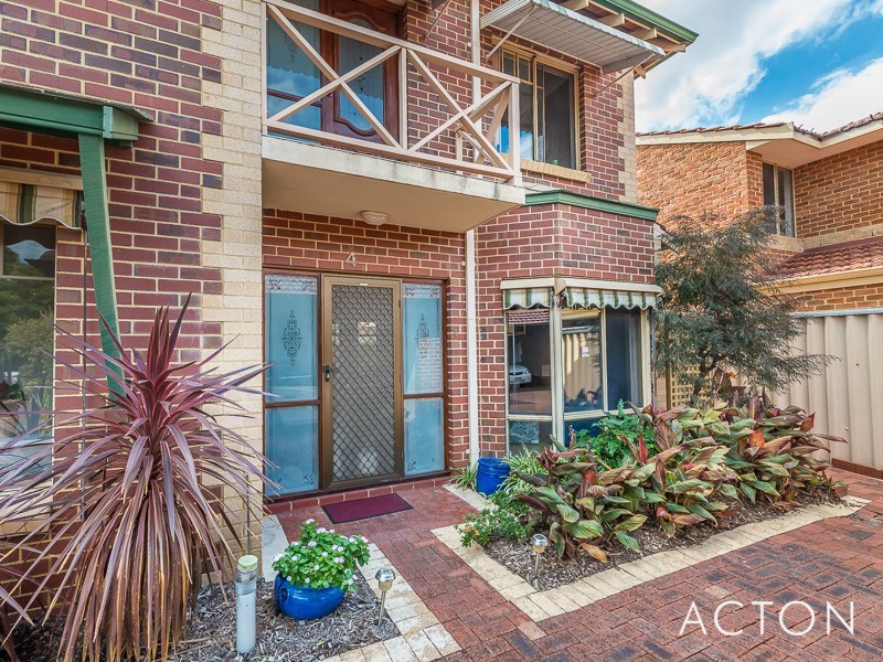 4/57 Golf View Street, Yokine WA 6060