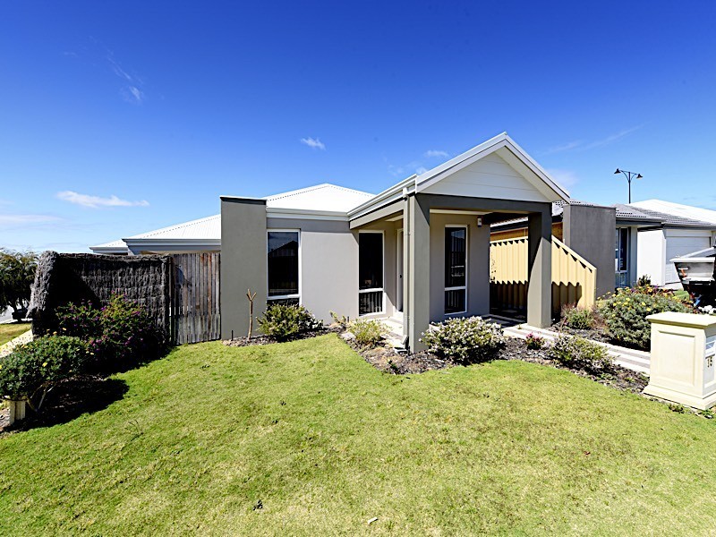 15 Uppingham Way, Butler WA 6036