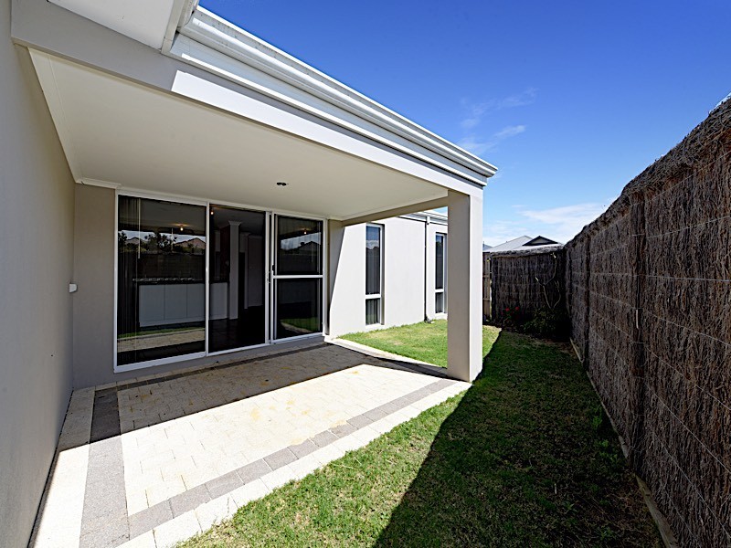 15 Uppingham Way, Butler WA 6036