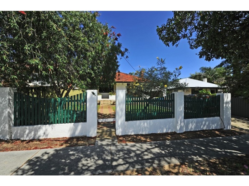 217 Woodside Street, Doubleview WA 6018