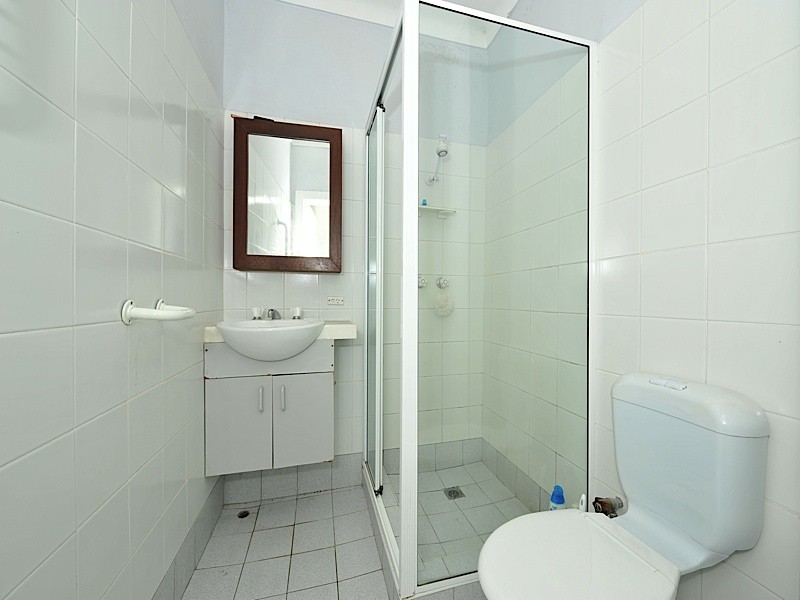 217 Woodside Street, Doubleview WA 6018