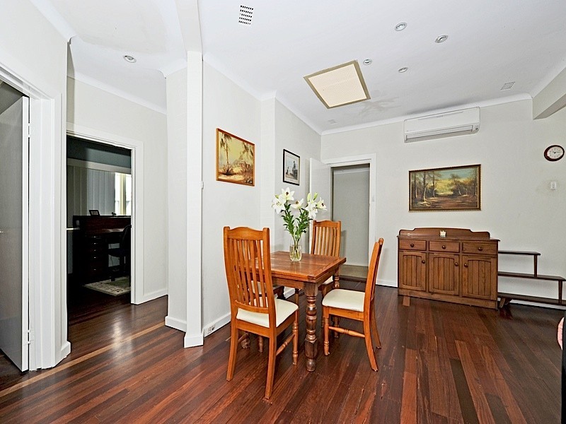 217 Woodside Street, Doubleview WA 6018