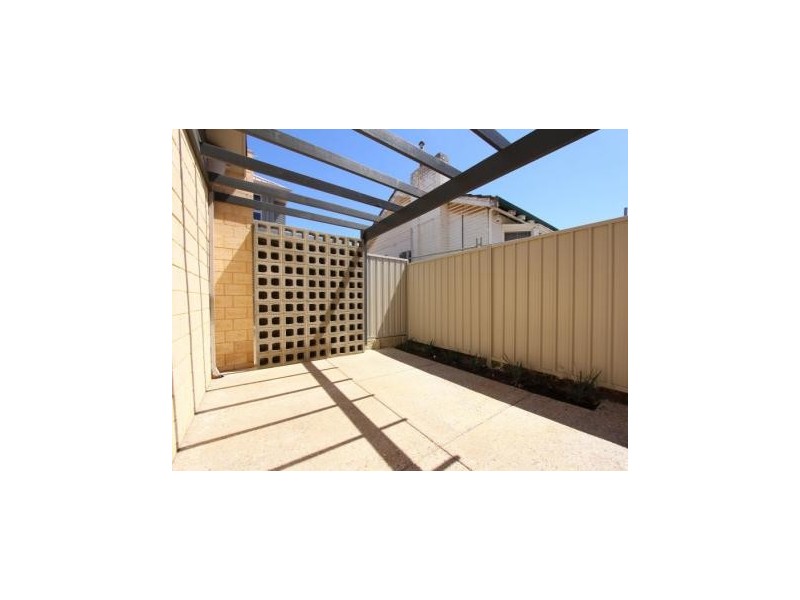 2/60 Gardiner Street, Belmont WA 6104