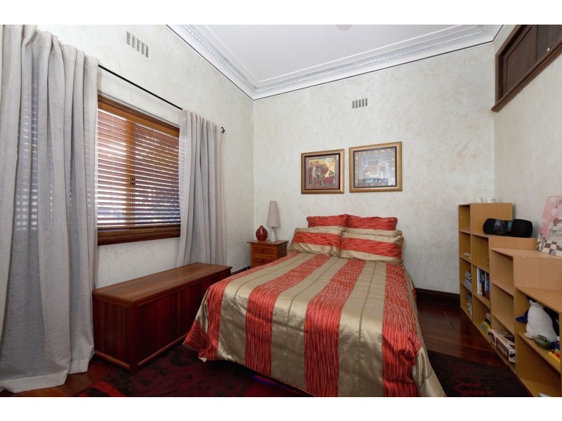 1 Princess Road, Doubleview WA 6018