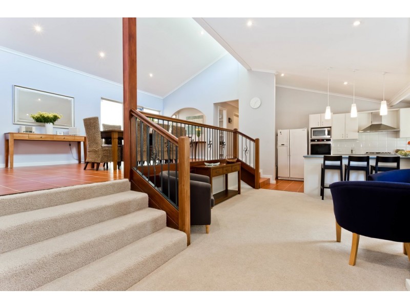 62 Oceanic Drive, Floreat WA 6014