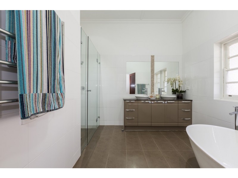 101 Tyrell Street, Nedlands WA 6009